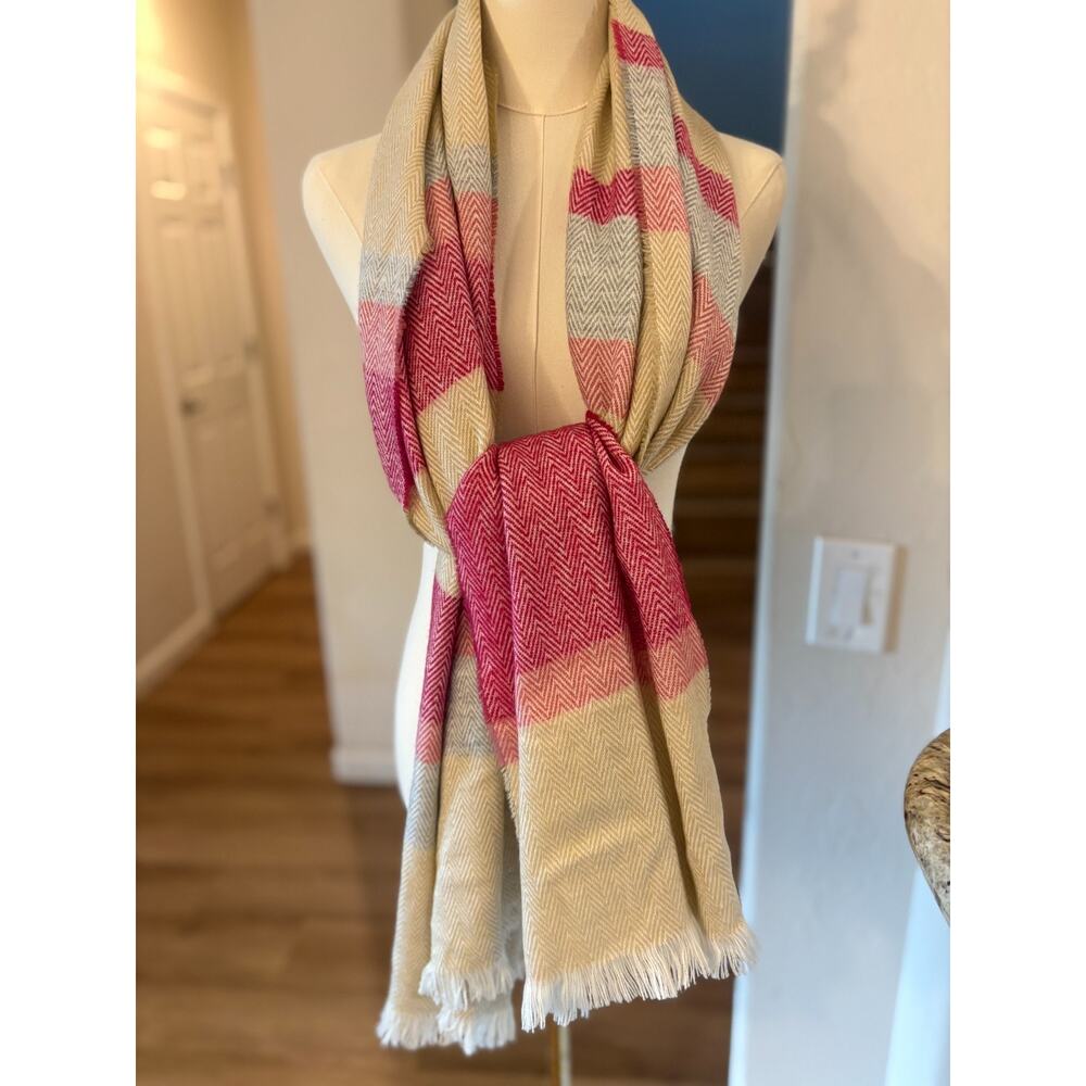 Isaac Mizrahi Women's Striped Fringed Herrinbone Pattern Scarf